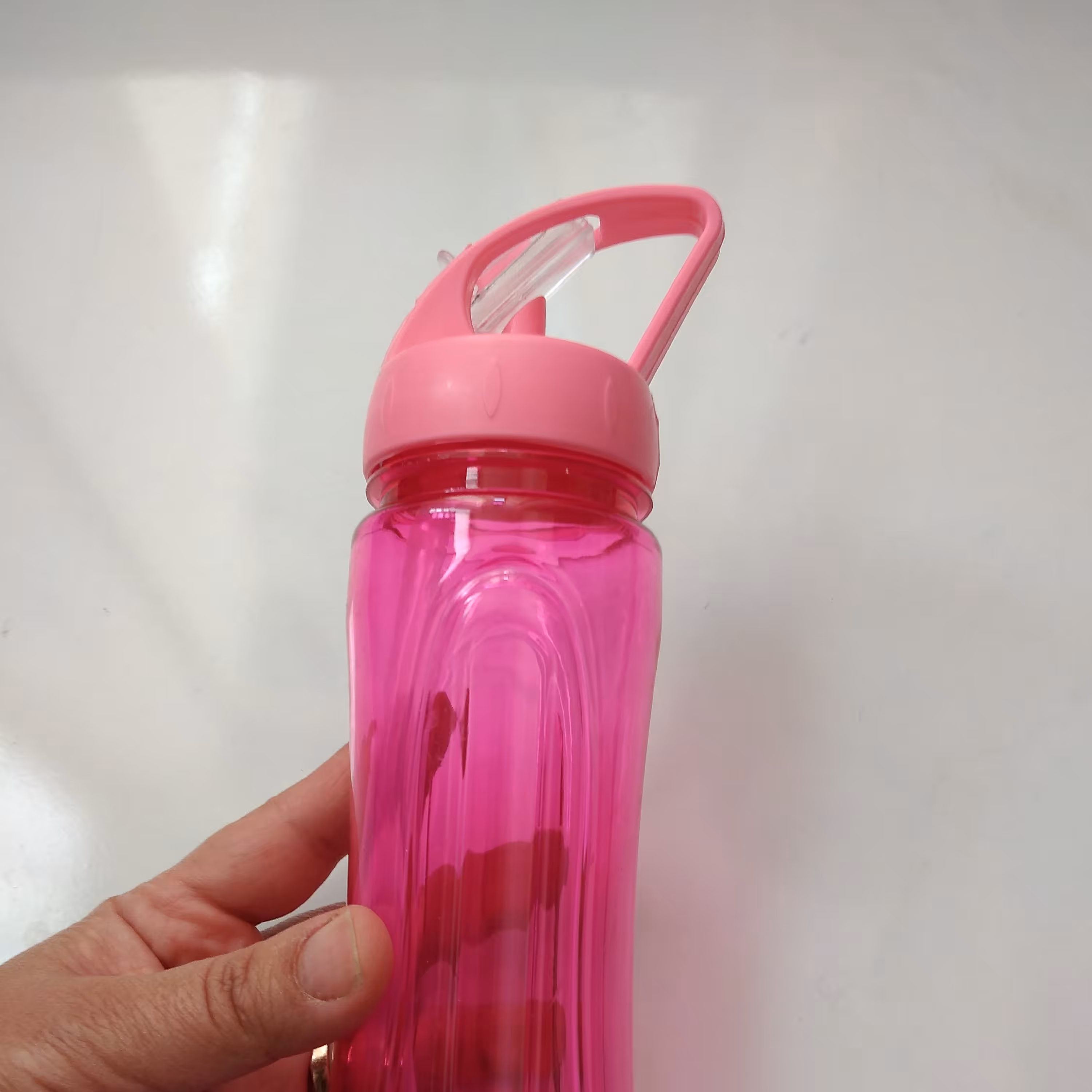 قمقمه آب بچگانه نی دار  مناسب مدرسه  رنگ گلبهی و سرخابی