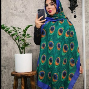 شال نخی پر طاووس