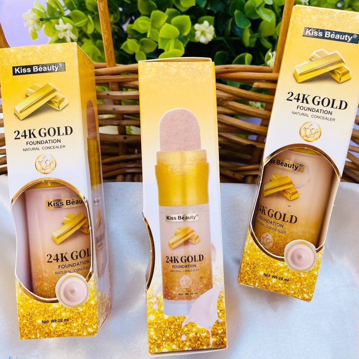 کرمپودر (فوندیشن) پددار کیس بیوتی 24 k  گلد اورجینال
