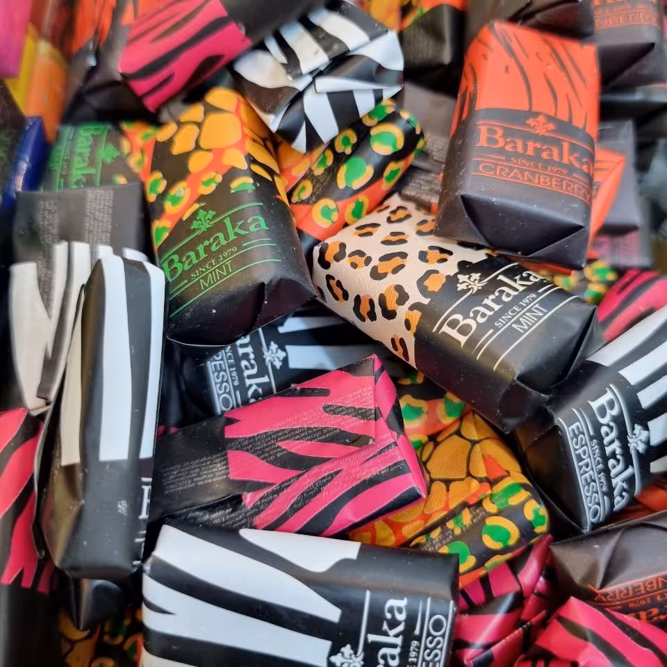 شکلات باراکا فان وی با بسته بندی لاکچری (200گرمی)