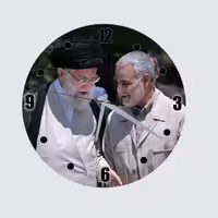 ساعت رو میزی طرح تصویر مقام معظم رهبری و سردار حاج قاسم سلیمانی