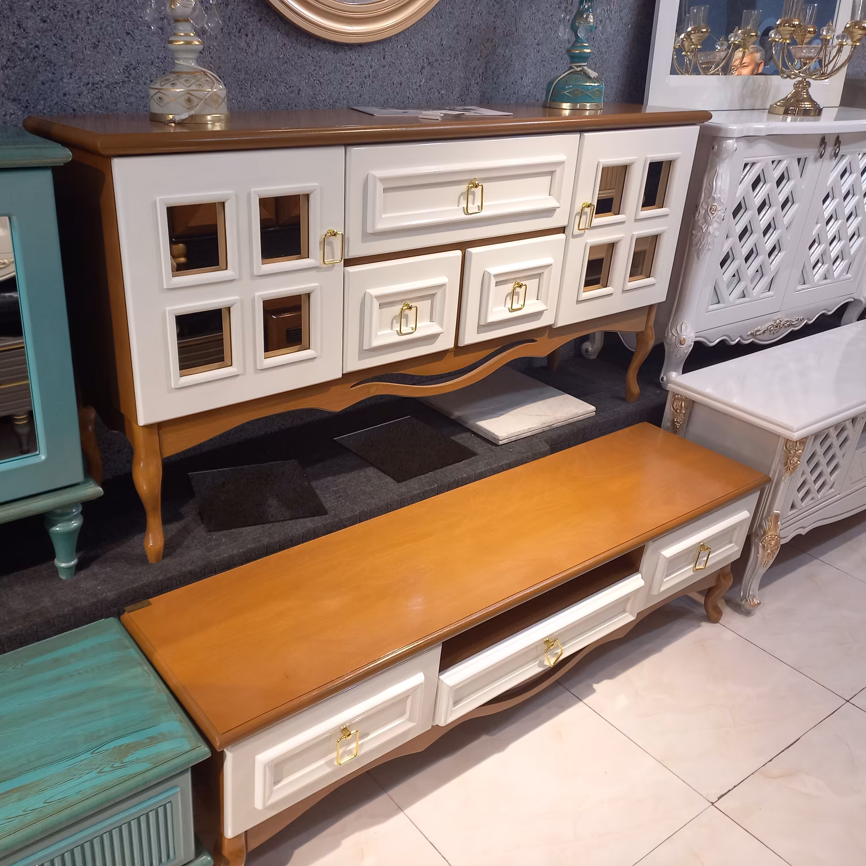 کنسول مدل چوبین