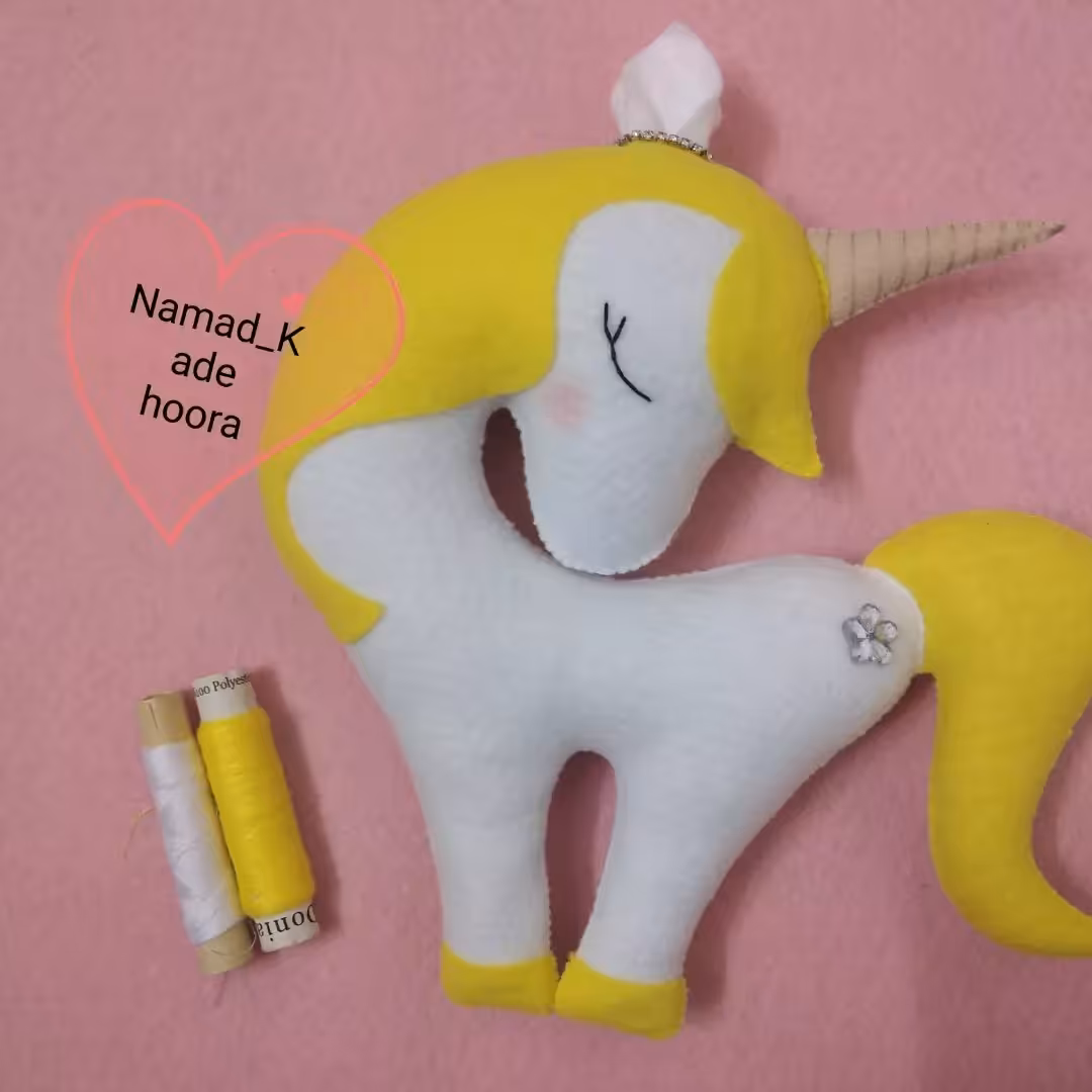 عروسک اسب تک شاخ نمدی