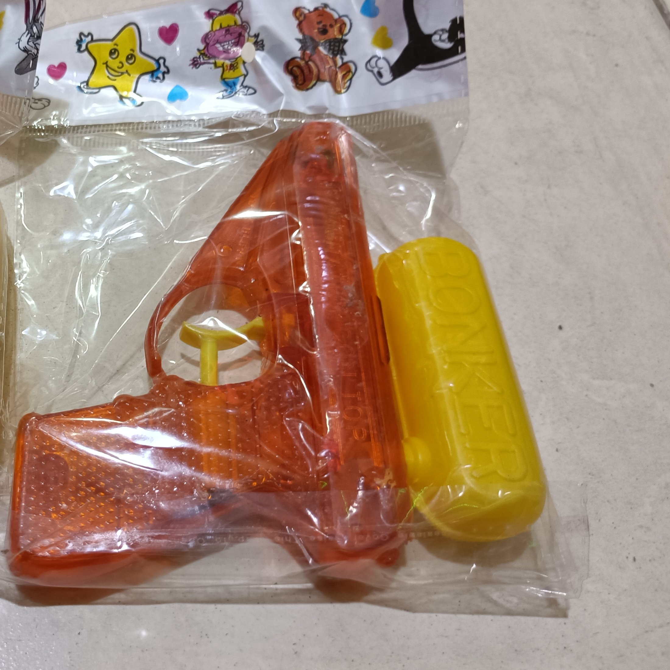 تفنگ آب پاش کوچیک  اسباب بازی دخترانه پسرانه  