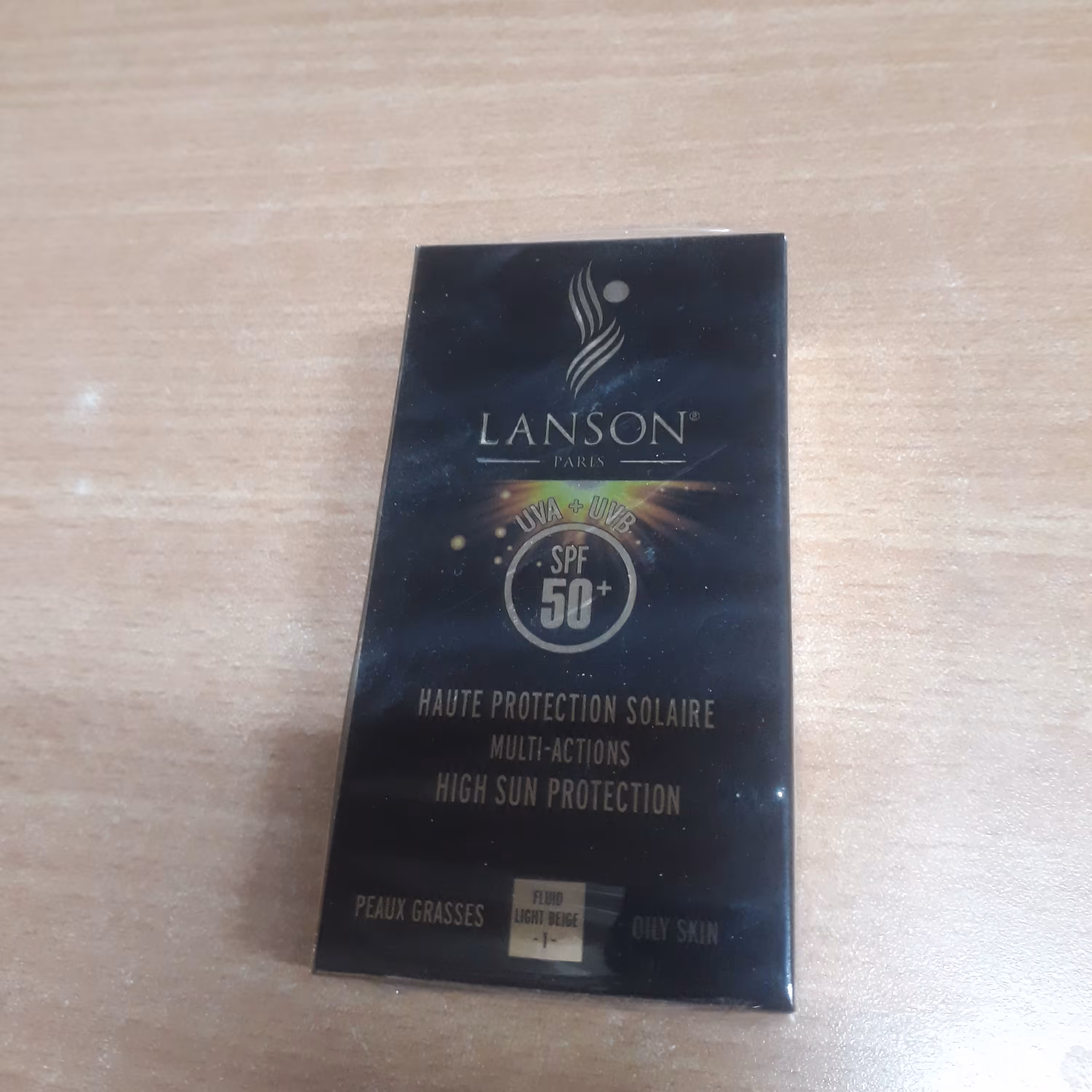 کرم ضد آفتاب لانسور spf50