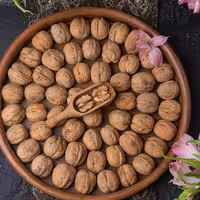 گردو پوست کاغذی 500گرمی محصول 1403