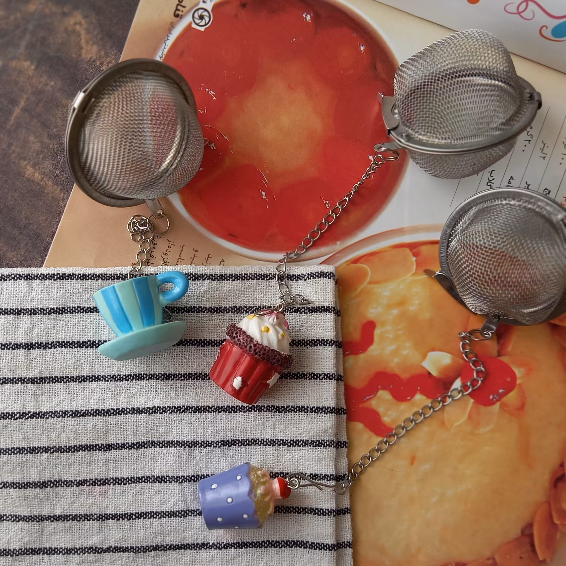 صافی یا توری چایی و دم نوش جنس استیل با طرح فانتزی قابل شست وشو