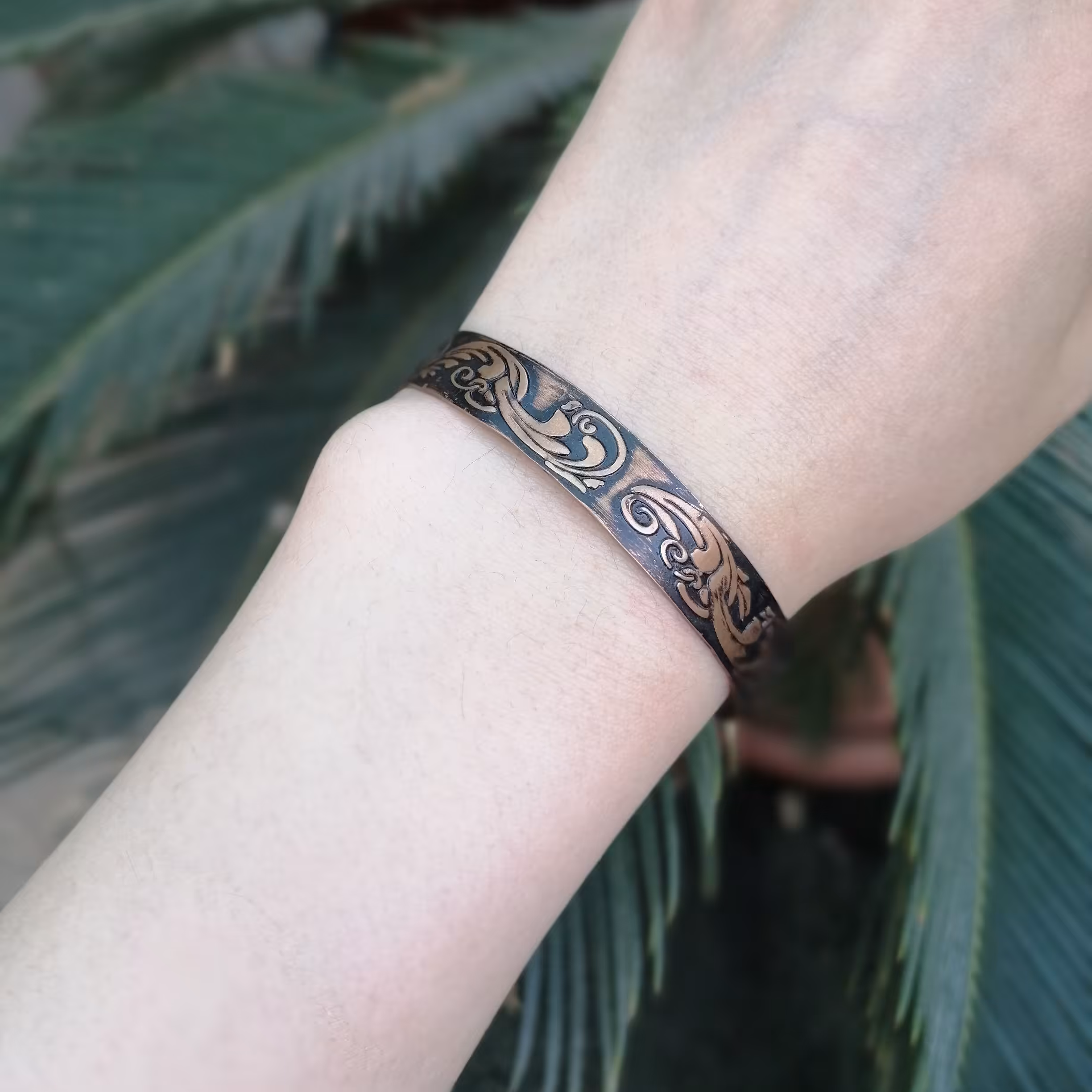 دستبند زنانه و مردانه مسی زنجیری