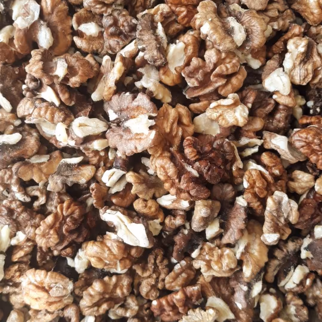 مغزگردو خو رشتی(1000گرم)