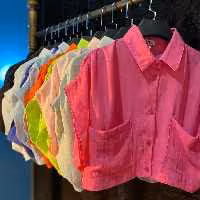 کراپ های جیب دار مارک زارا،دارای رنگ بندی متفاوت ،قد40 و فری سایز مناسب تا سایز46