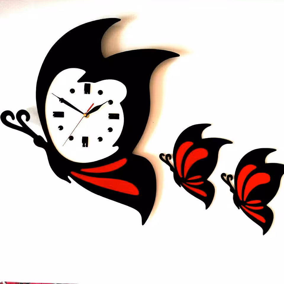 ساعت دیواری پروانه