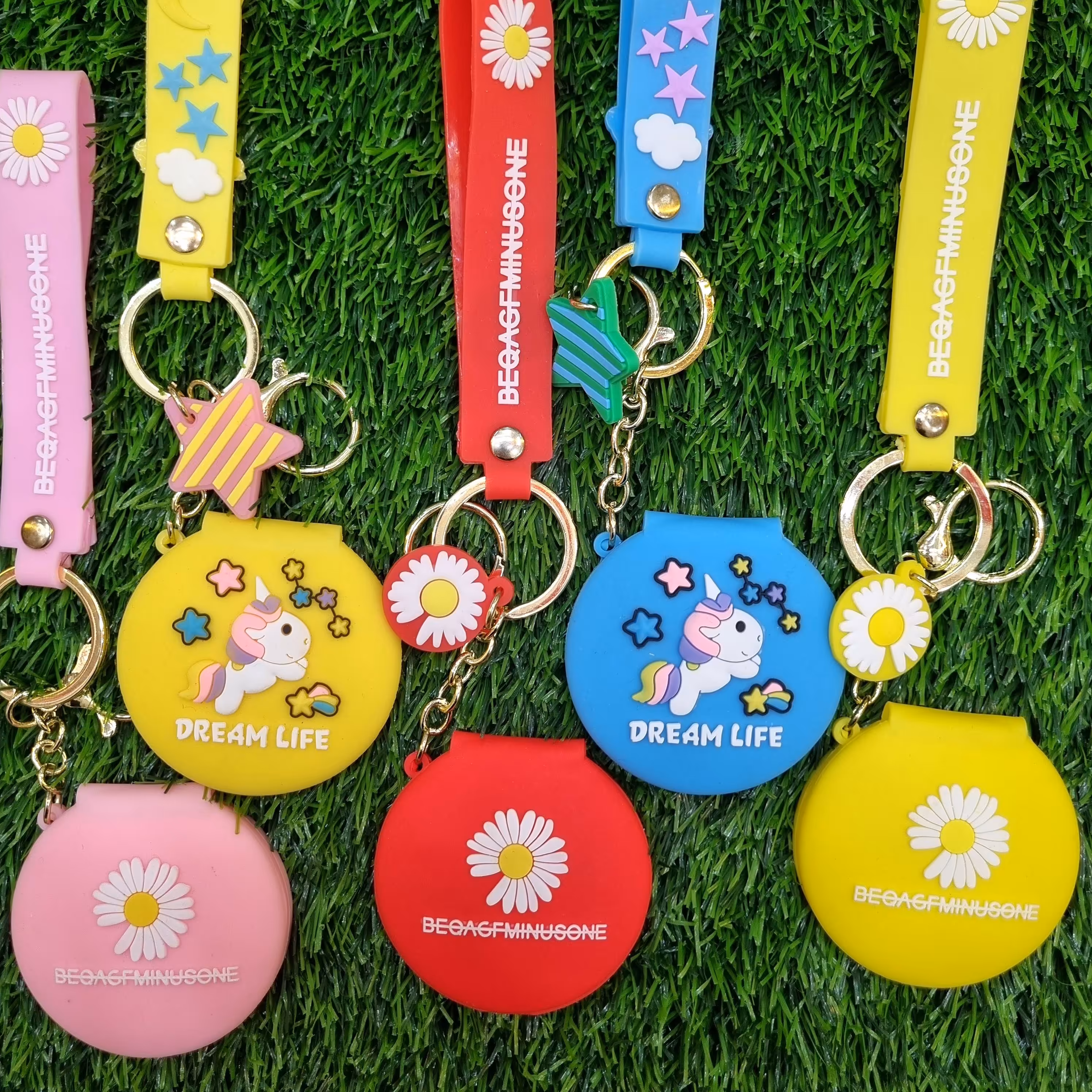 جاکلیدی سیلیکونی آینه دار  دو طرح بابونه و یونیکورن