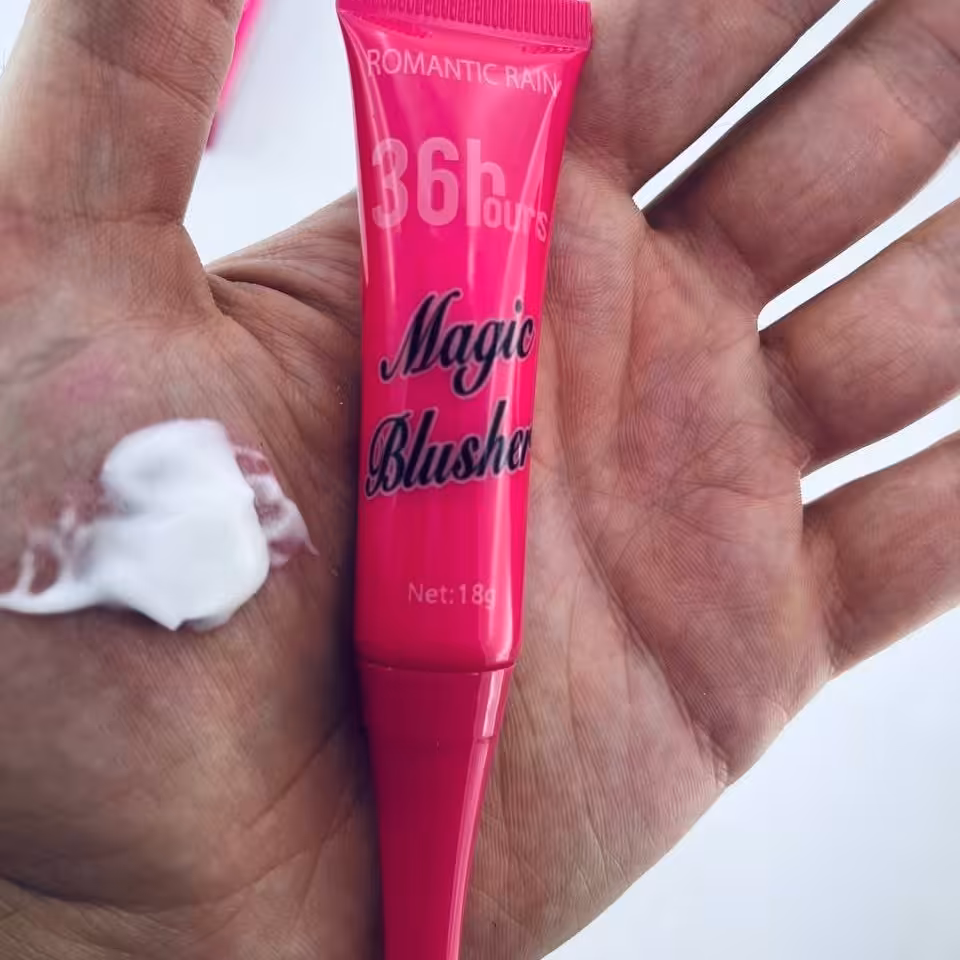 
رژگونه مایع تیوپی حرارتی رومانتیک رین کد Y792