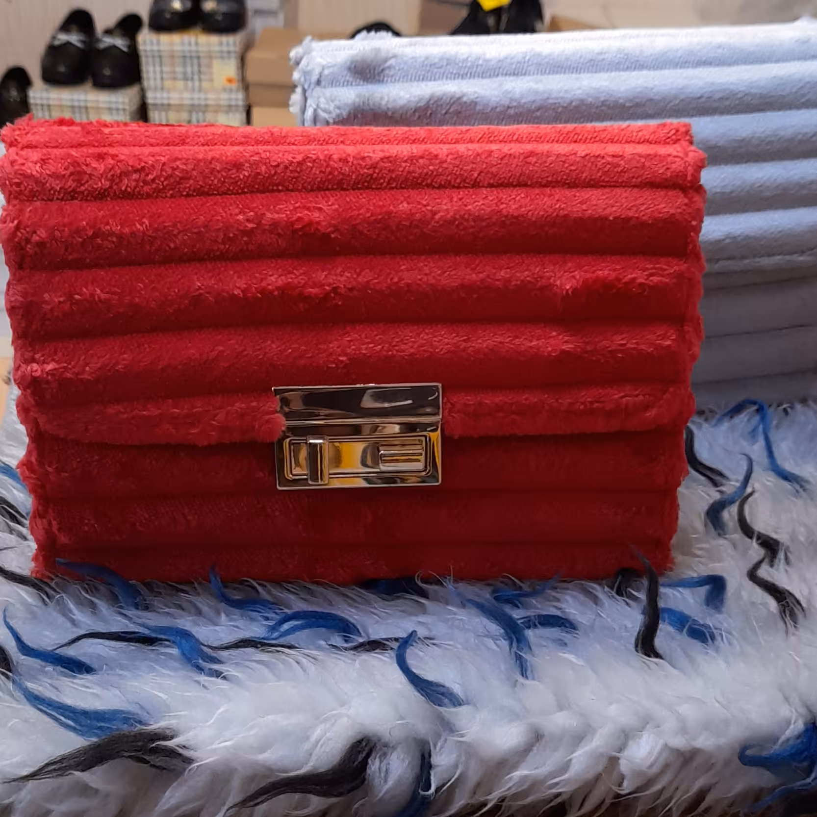 کیف مخمل دخترانه