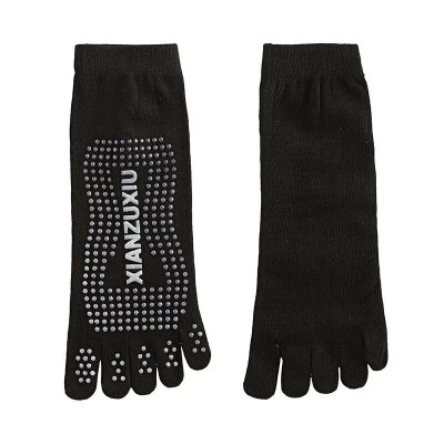 جوراب بدنسازی انگشتی پیلاتس استپ دار ( مشکی )