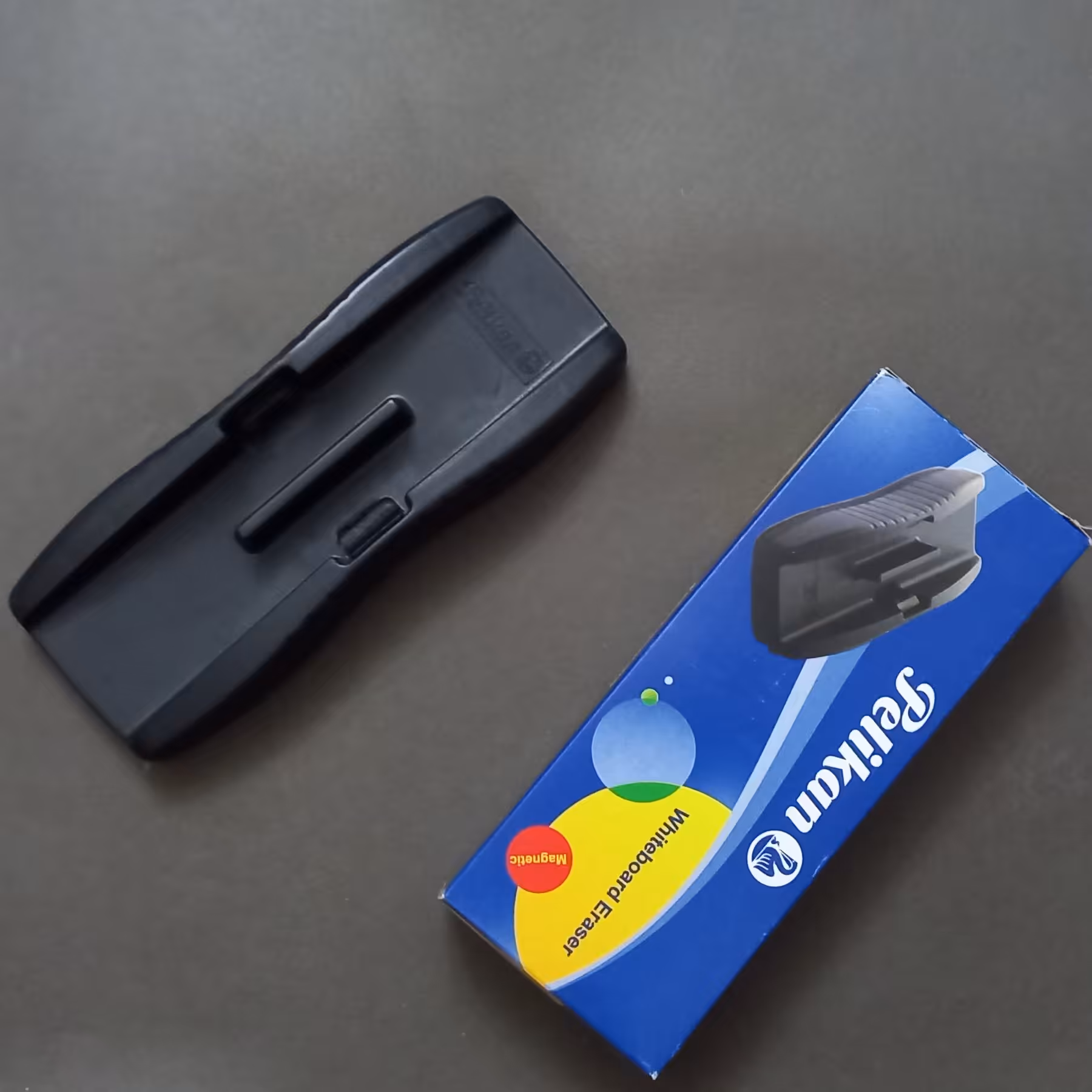 تخت پاک کن مارک  پلیکان برای مدارس و اموزشگاه ها