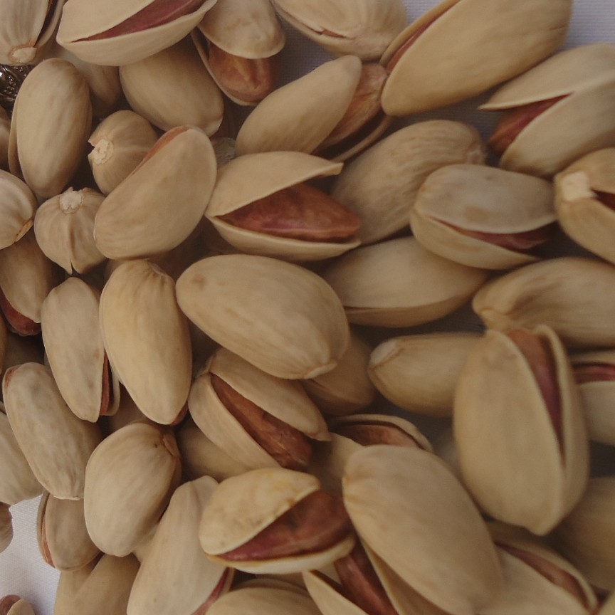 پسته اکبری خام (خندان وبدون دهن بست)