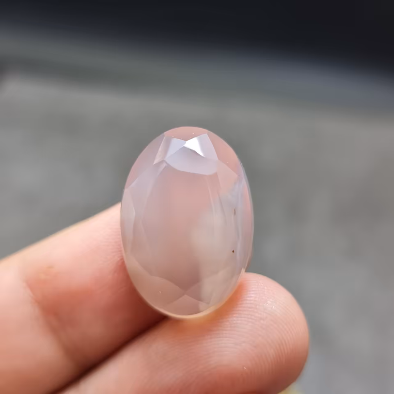 نگین فوق العاده زیبای سنگ صد درصد طبیعی عقیق خراسانی اصل معدنی با تراش فست 
کد  27795