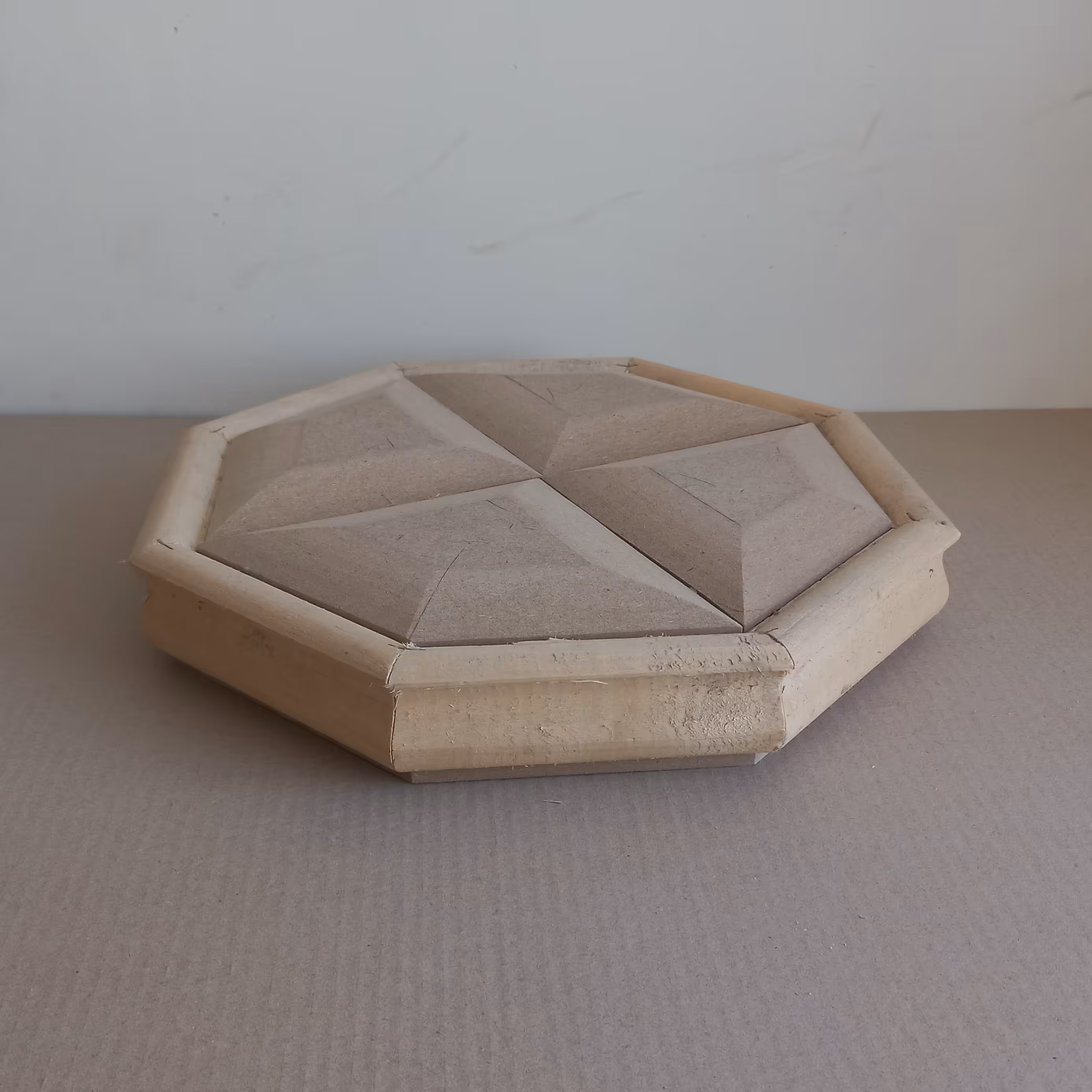 زیر کار - زیر ساخت شکلاتخوری و آجیل خوری چهار درب طرح حوضی