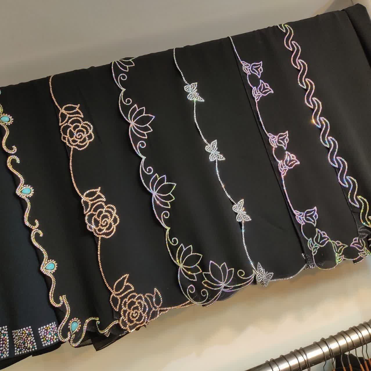 روسری نگین کاری