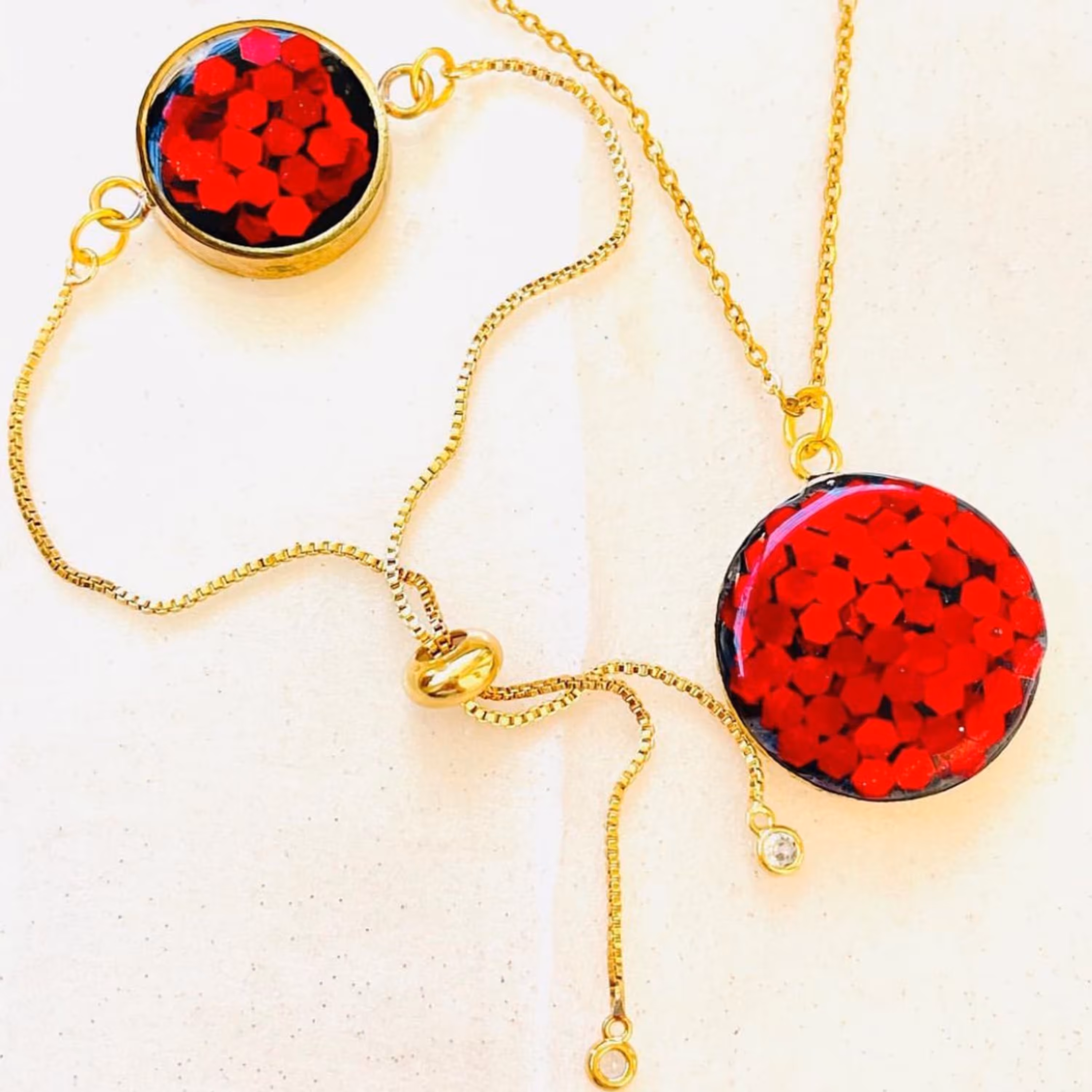 گردنبند و دستبند رنگ ثابت و زنجیر قابل تنظیم هر سایز