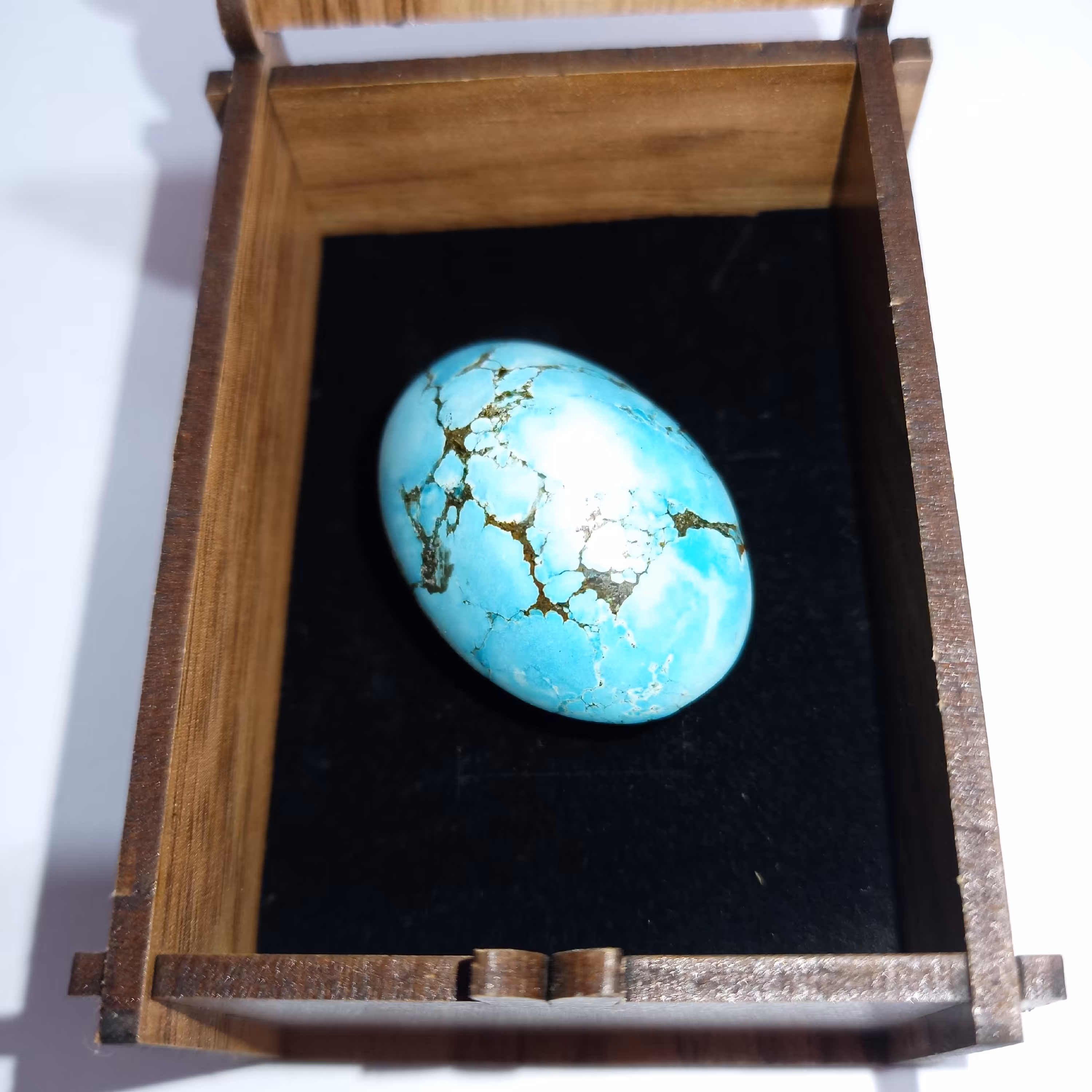 فیروزه نیشابور 