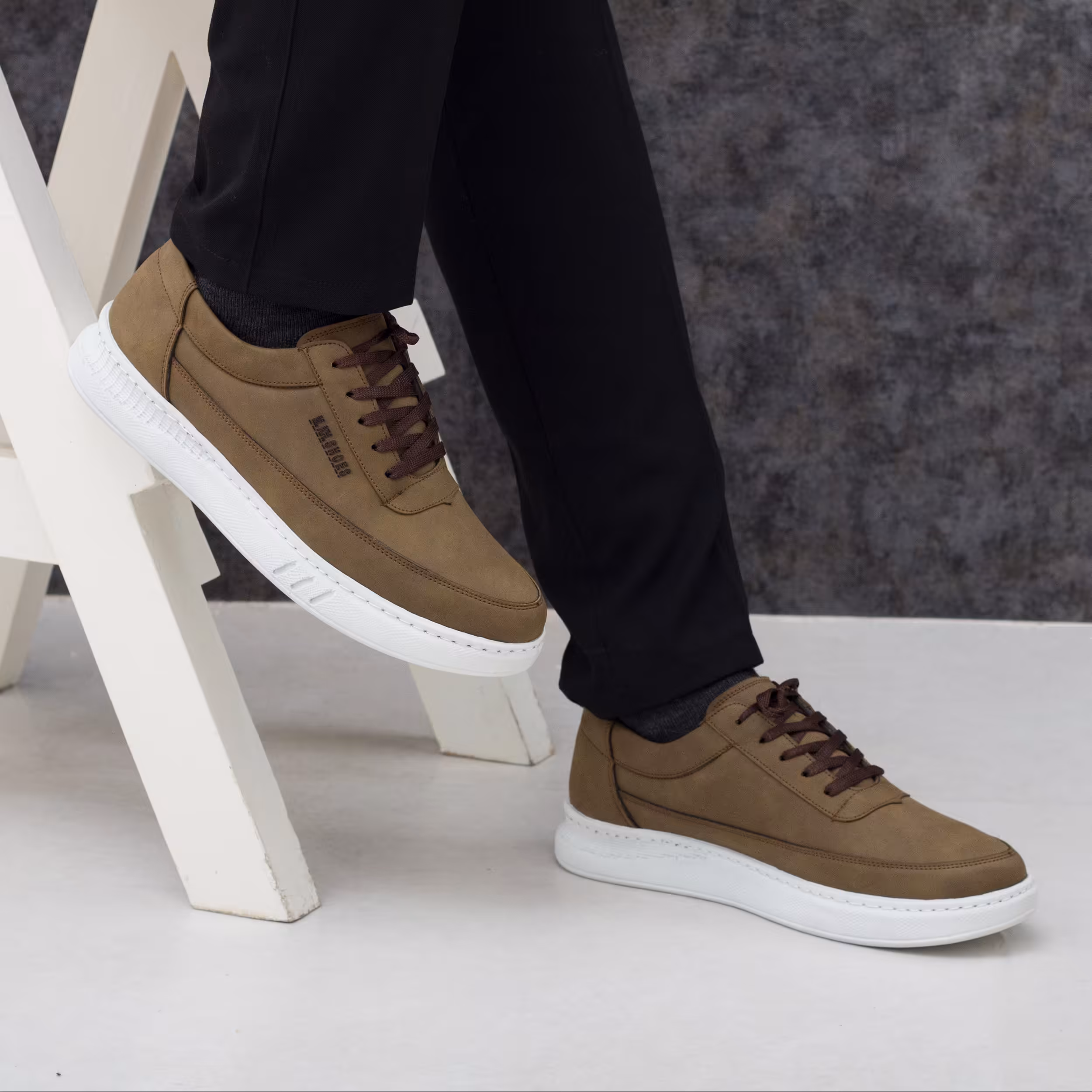 کفش روزمره مردانه مدل ونیز رنگ کرم