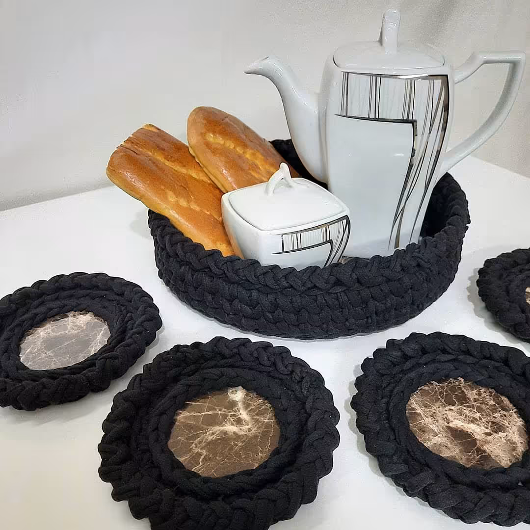 ست سینی(سبد) و زیرلیوانی تریکو طرح ماربل(طرح سنگ) دستبافت