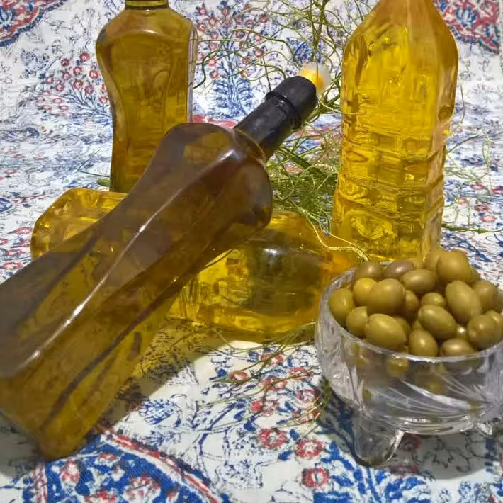 روغن زیتون با بخار آب 900 گرمی(_+10)