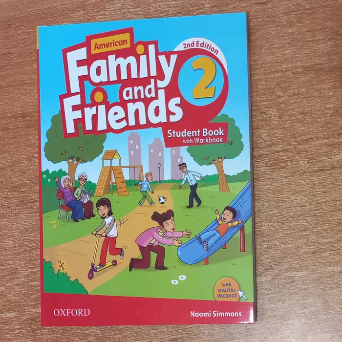 کتاب زبان فمیلی اند فرندز  American Family and Friends 2 سایز وزیری به همراه کتاب کار