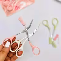 قیچی شانه دار