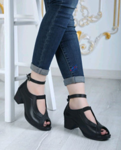 صندل پاشنه دار