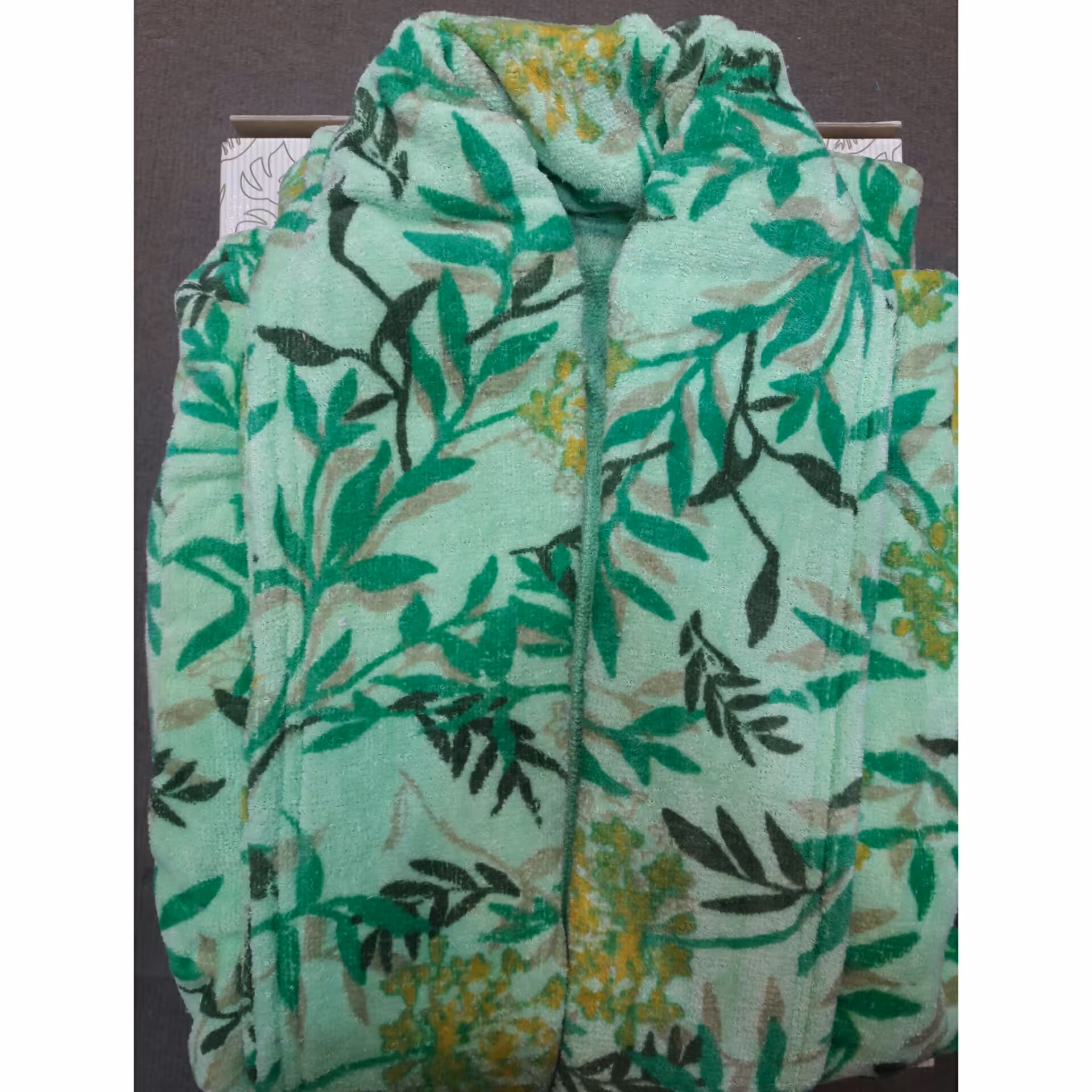 حوله پالتویی طرح دار تبریز سایز 115 رنگ سبز