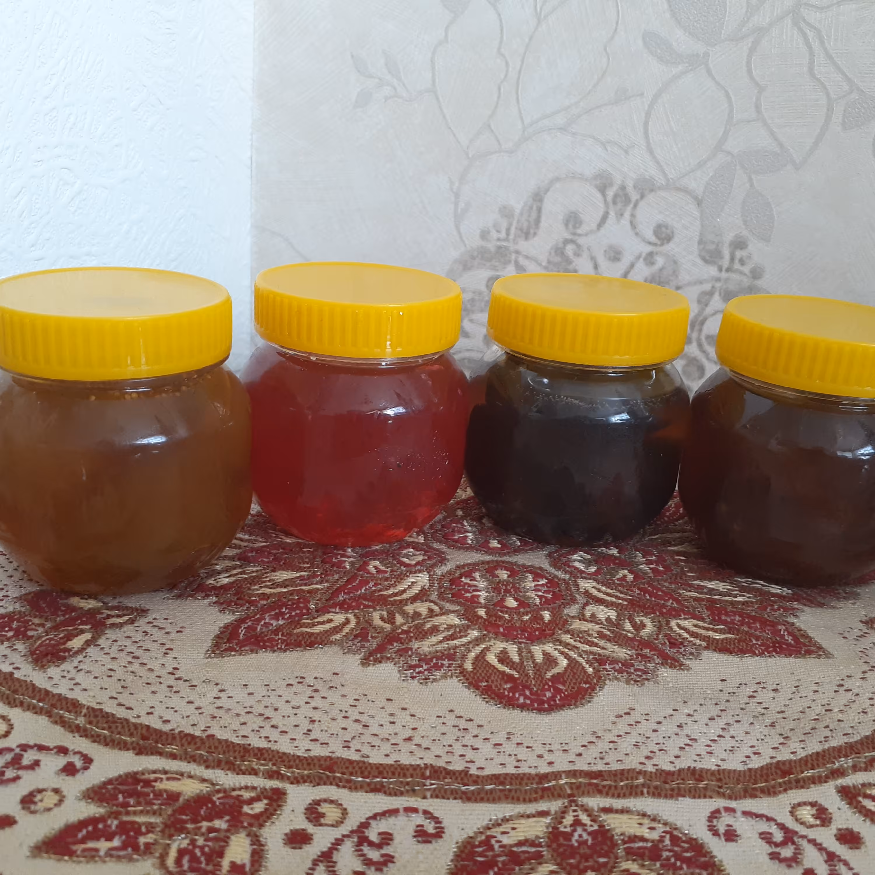 پک 4تایی مربا در ظروف 180 گرمی