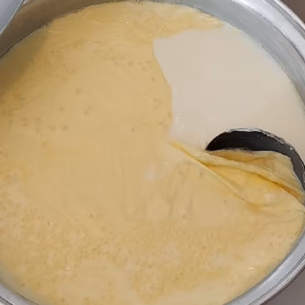 شیر پر چرب گاوی 1 کیلو گرم 