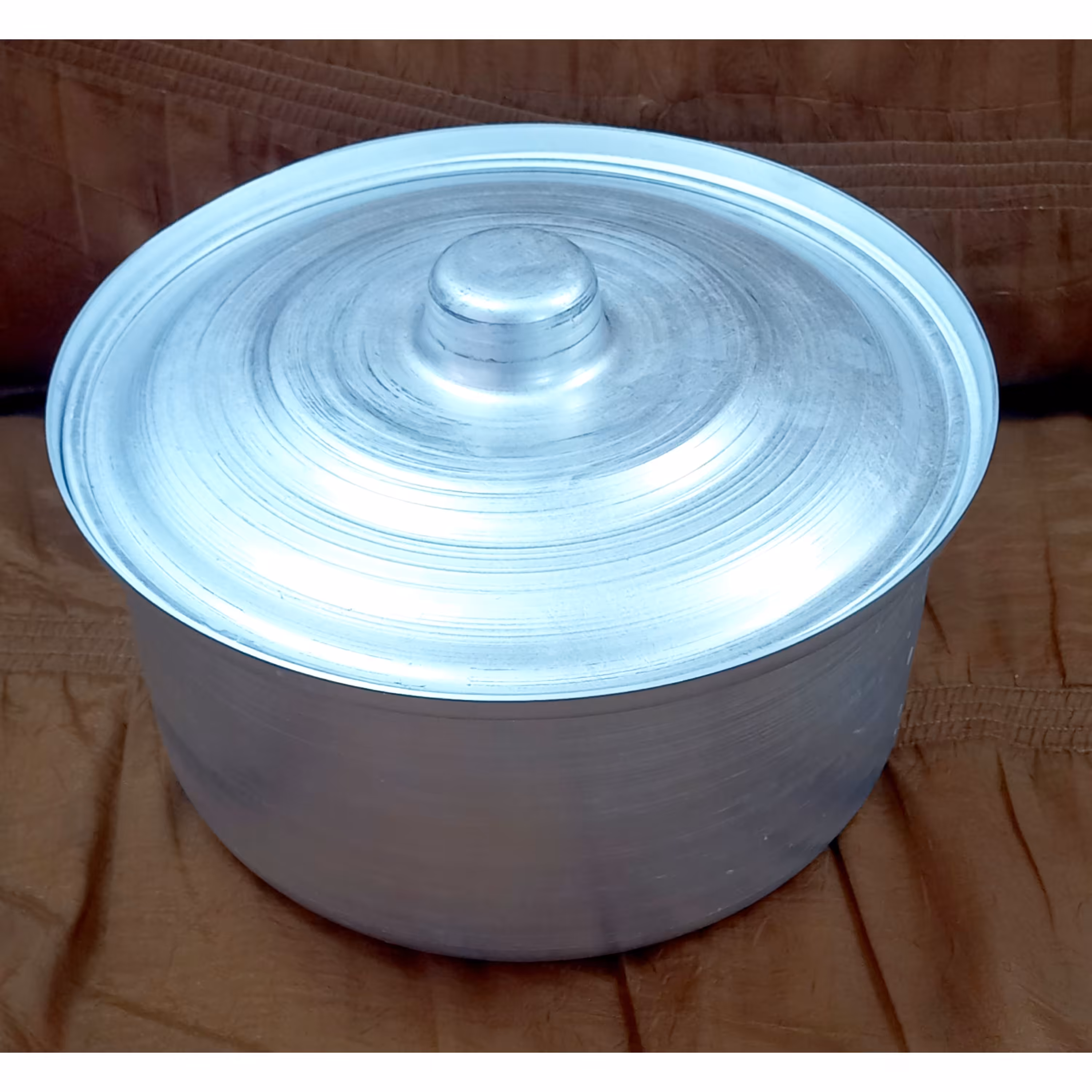 قابلمه روحی دهانه 26 مناسب 5 تا 7 نفر