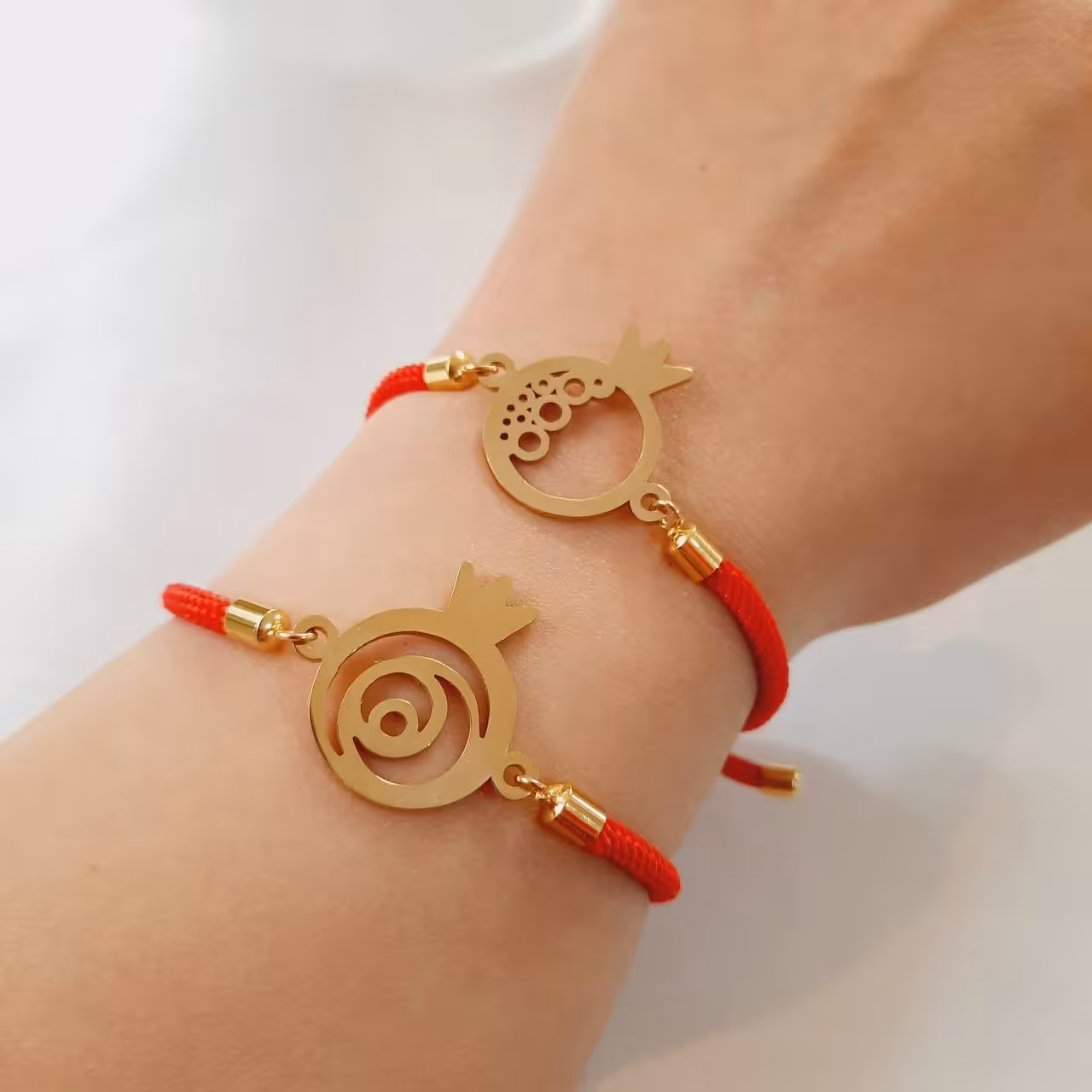 دستبند یلدایی