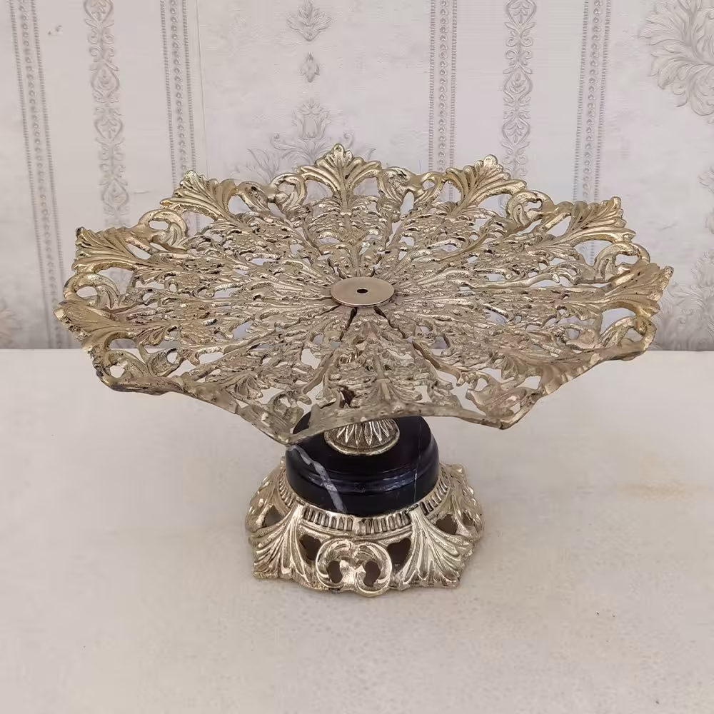 شیرینی خوری برنجی مدل گلبرگ پایه سنگی کد 5214 (شیرینی خوری برنزی)