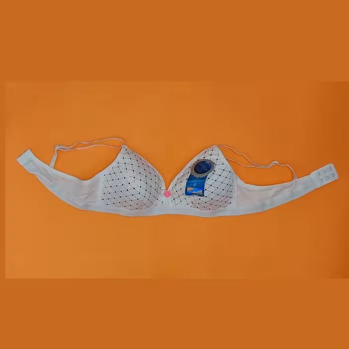 سوتین دخترانه اسفنجی مدل لوزی کد1443 سایز 80