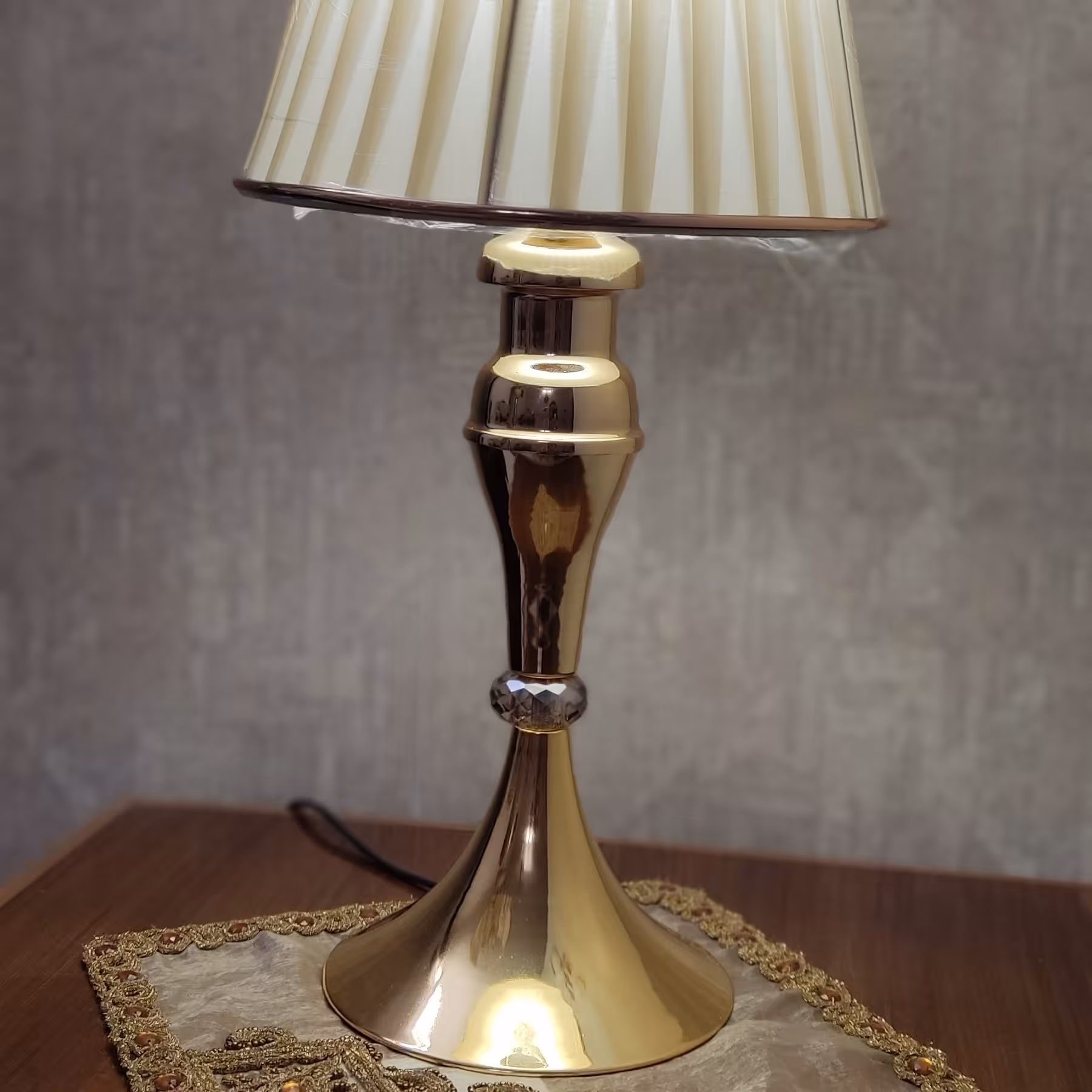 آباژور طرح لایت