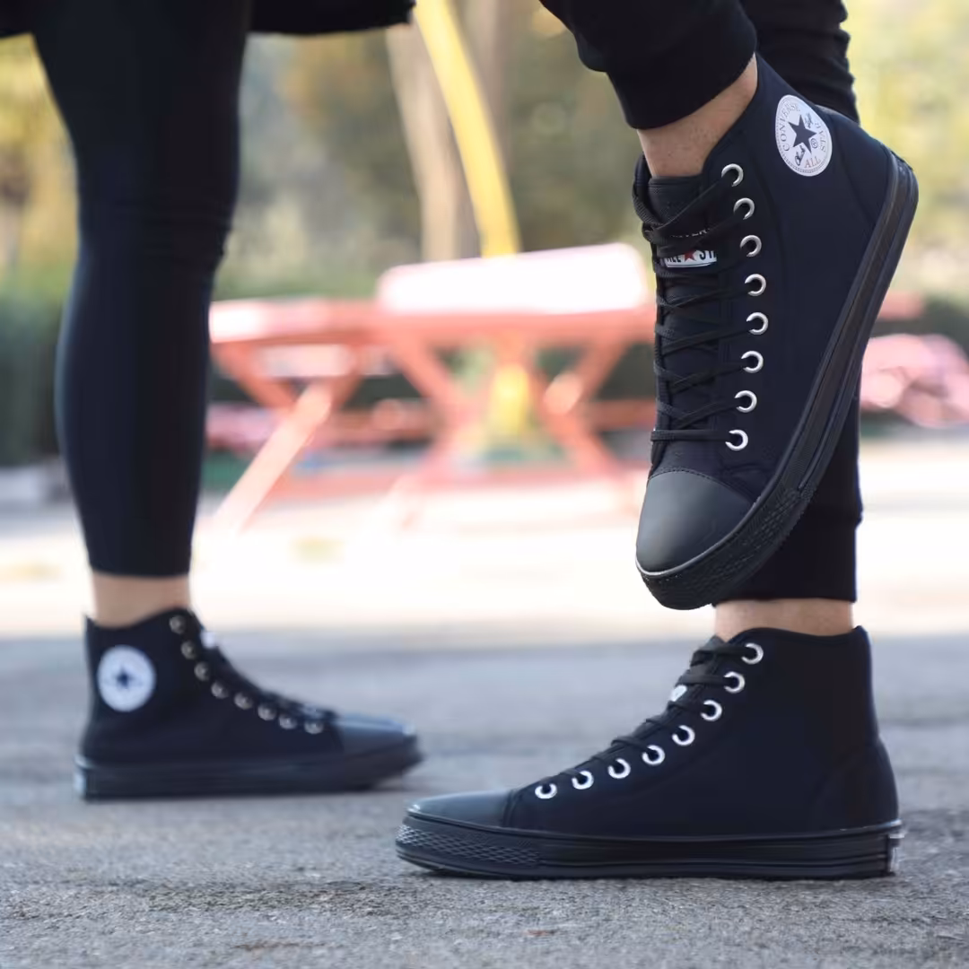 الستار مشکی تمام ساق دار


