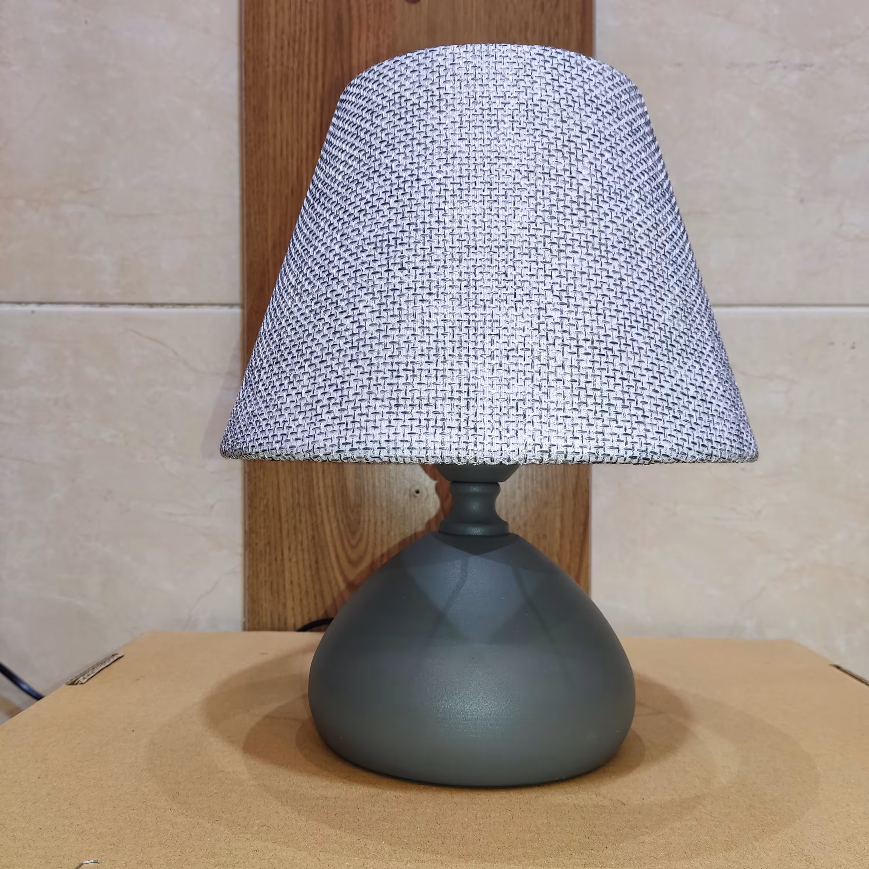 آباژور  رومیزی  پایه  فلز کوتاه  کد  501 طوسی