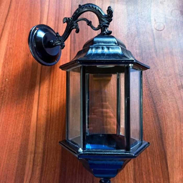 چراغ دیواری روبه پایین