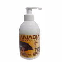 کرم مرطوب کننده صورت و بدن شترمرغ آنادیا