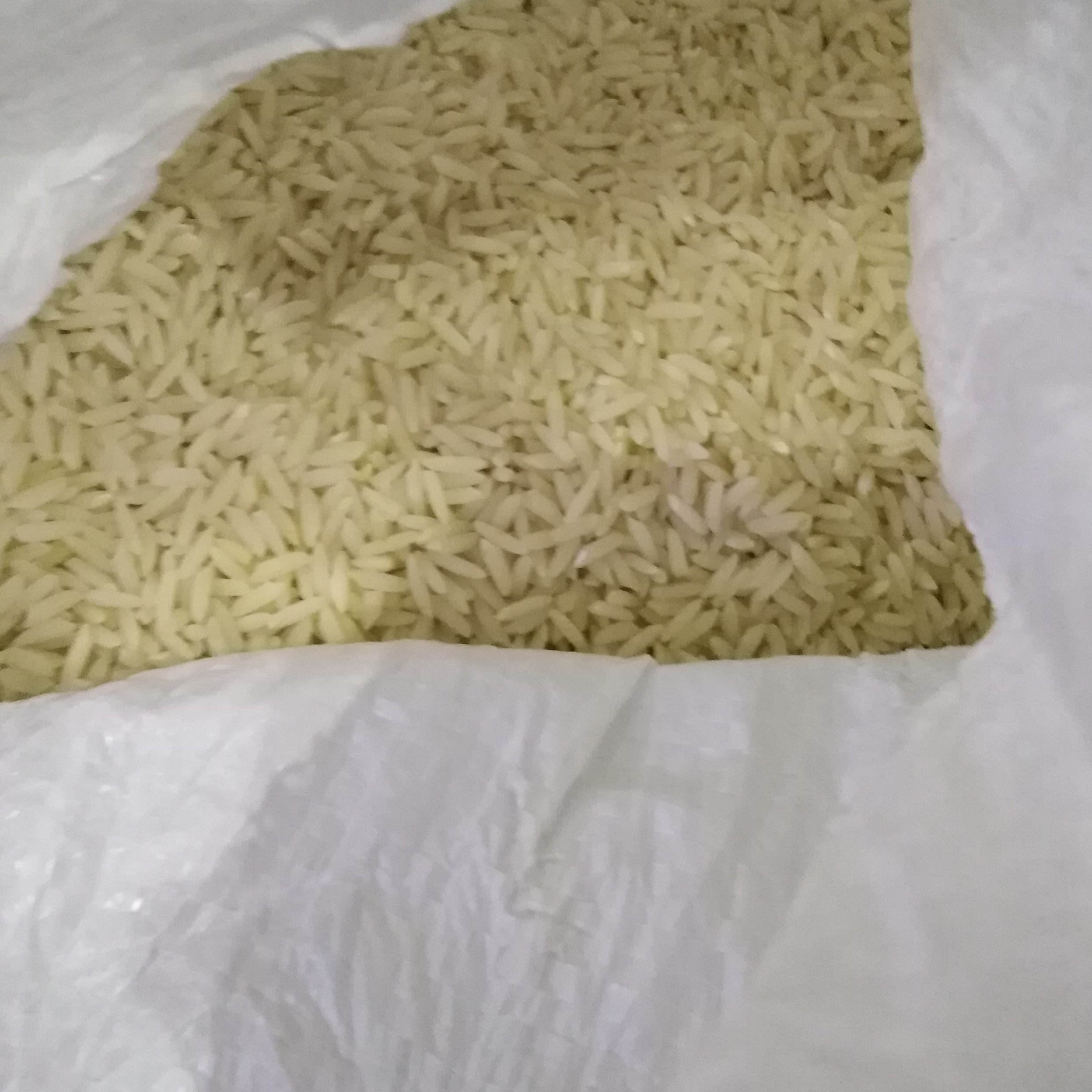 برنج ایرانی درجه یک خوش طعم وعطر کیسه 10کیلویی برای