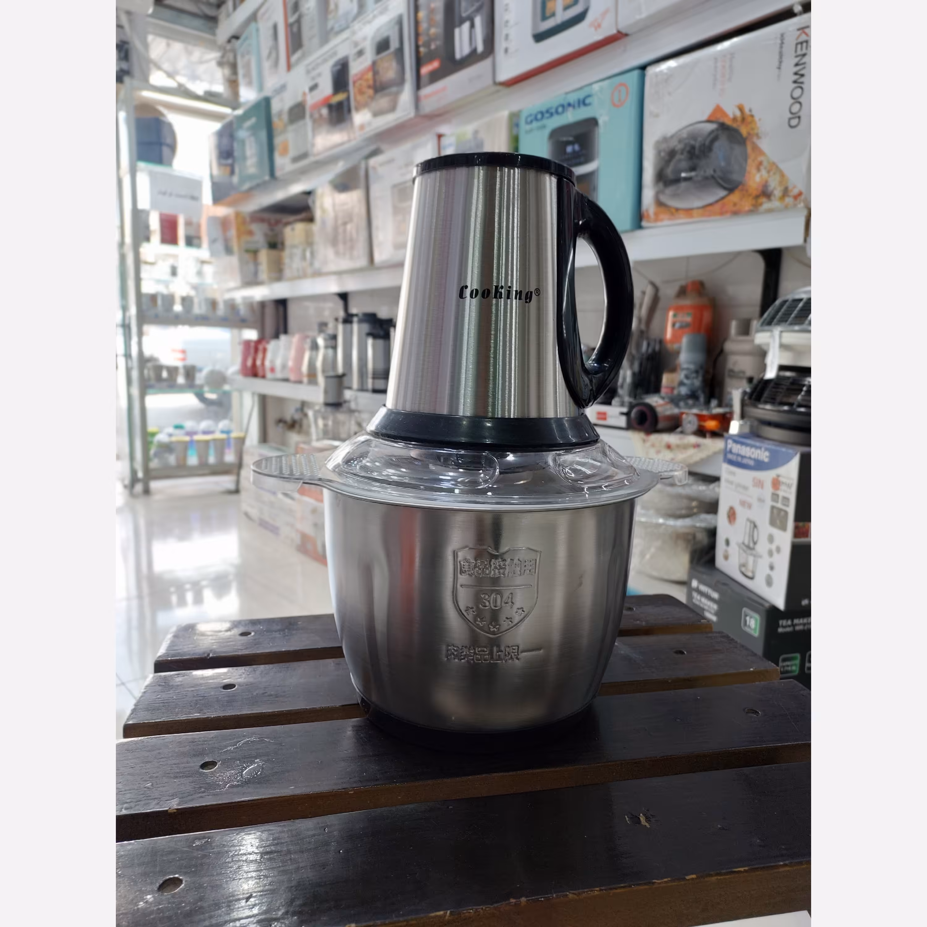 خردکن کوکینگ 1200 وات به همراه پمپ دستی کاسه استیل  فوقالعاده باکیفیت  با قیمت ویژه، بسته بندی رایگان و ارسال فوری  