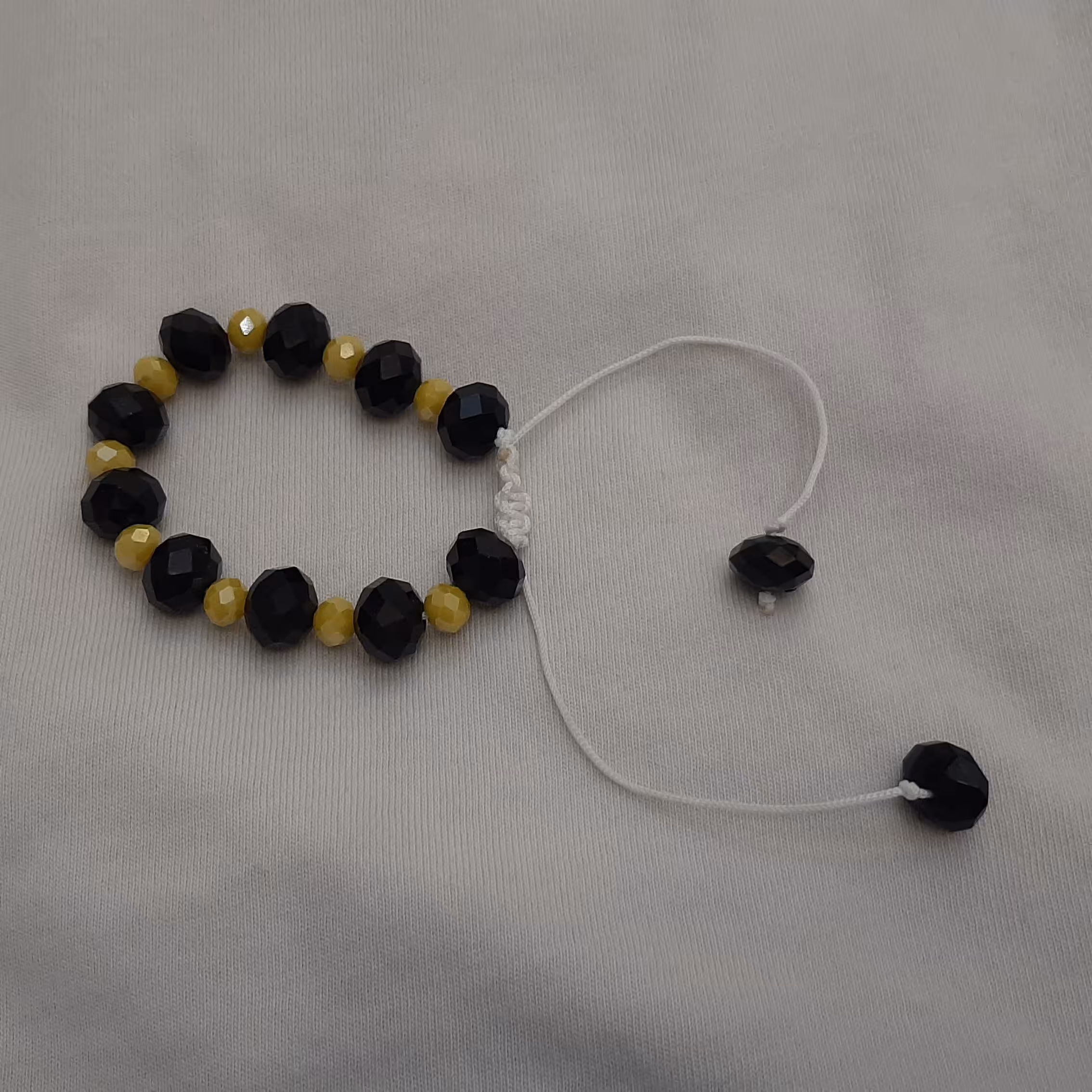 دستبند مرغوب