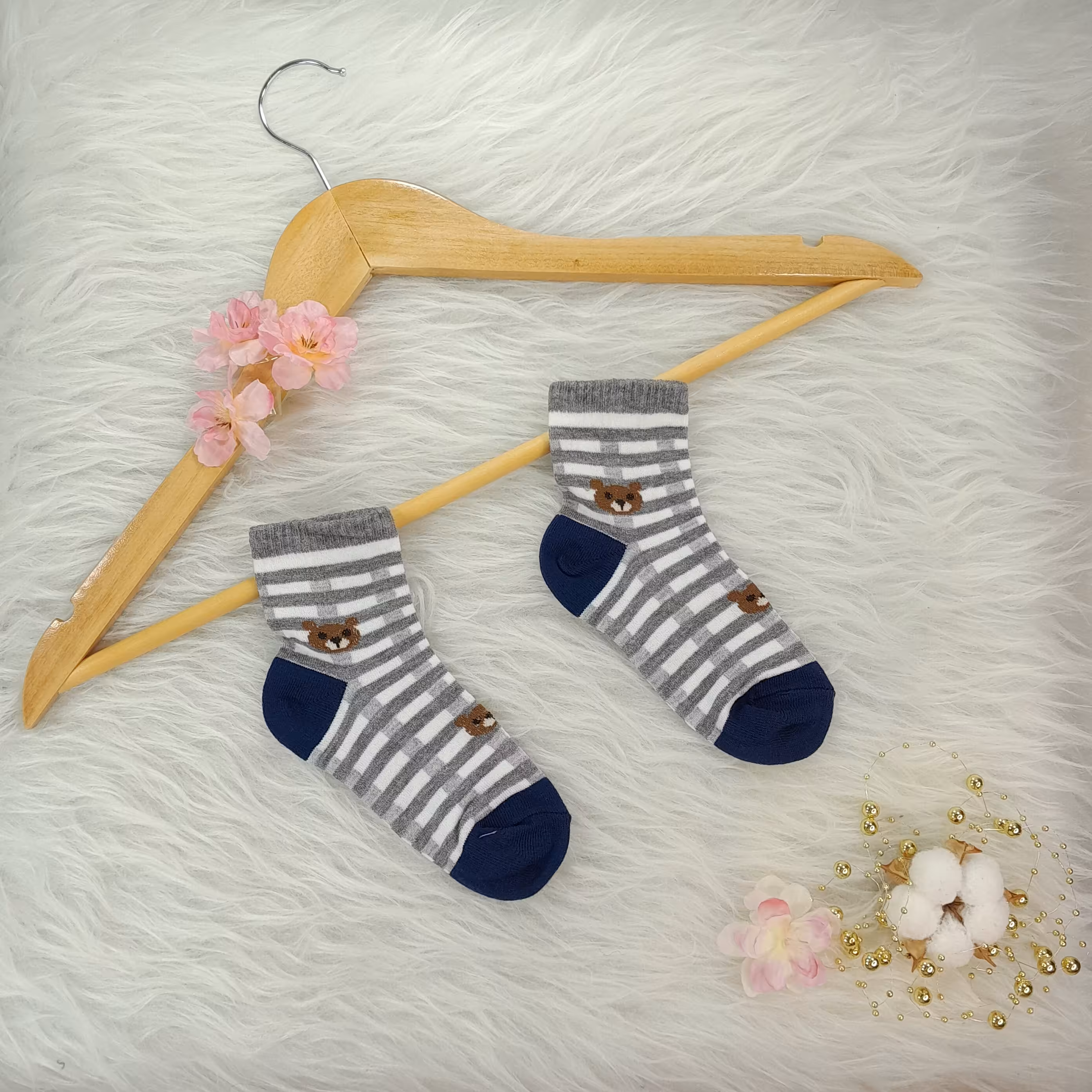 جوراب پسرانه نیمساق 4تا6 سال طرح تدی نخی اعلا ضد حسا سیت