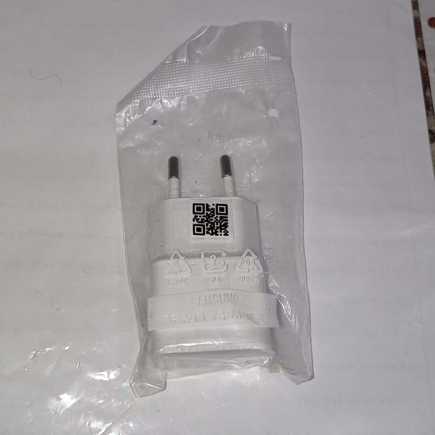 آداپتور  اصلی دو آمپر مخصوص گوشی سامسونگ هواوی و