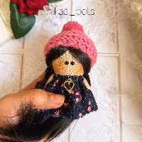 عروسک اویز  دختر کلاه بافت صورتی